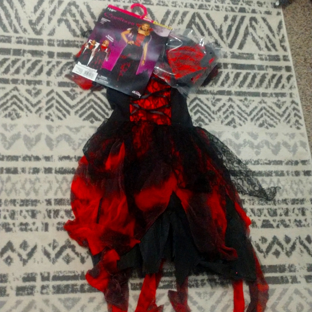 Countess costume